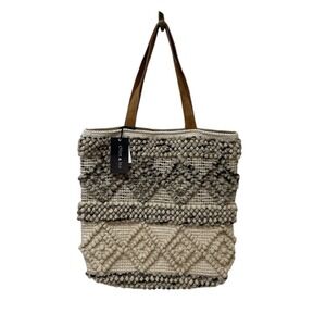 Chloe & Lex Diamond Boho Chunky Carpet Macrame Large Shoulder Tote Bag NWT